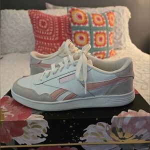 Womens' Reebok Sneakers